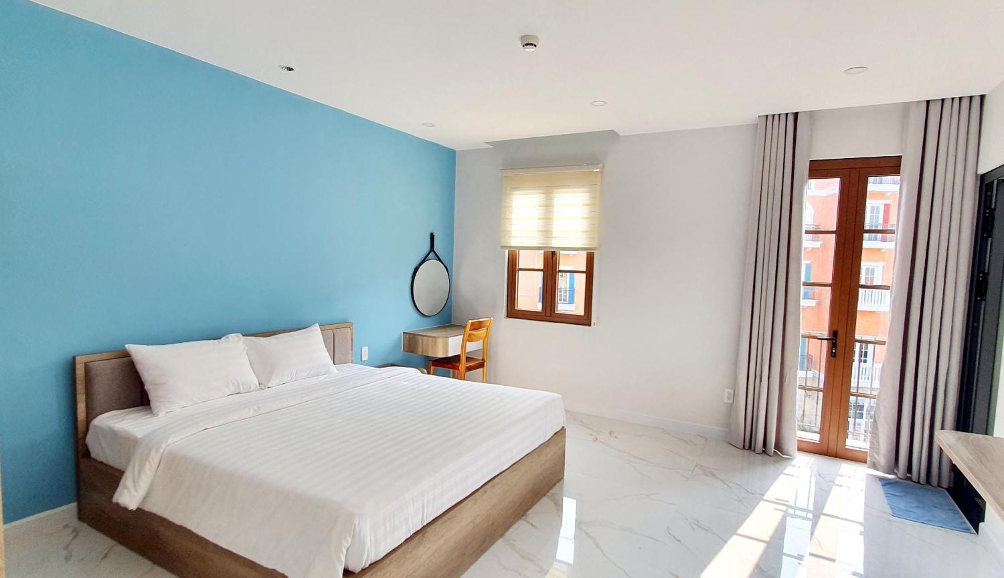 Khach San Chia Khoa Vang - Mien Phi 2 Xe Dap 1 Phong Tham Quan Dia Trung Hai - Tt Hoang Hon Hotel Фу Куок Екстериор снимка